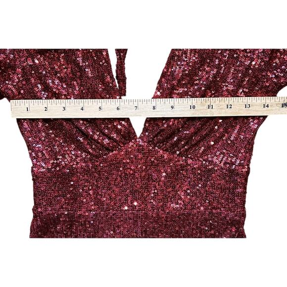 NWT Aakaa Dynasty Burgundy Red Sequin V-Neck Open Back Jumpsuit Small - Picture 3 of 8